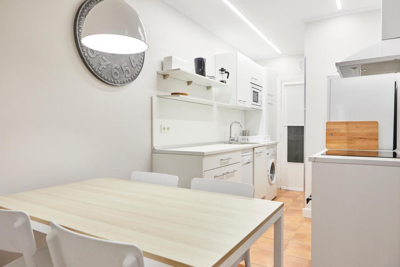 San Martin Apartment By Basque Homes Сан Себастиан Екстериор снимка