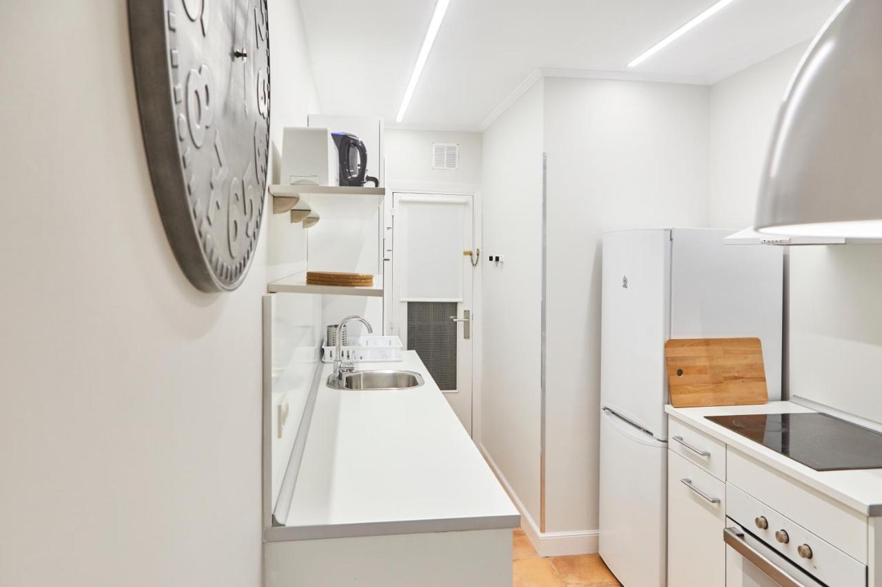 San Martin Apartment By Basque Homes Сан Себастиан Екстериор снимка